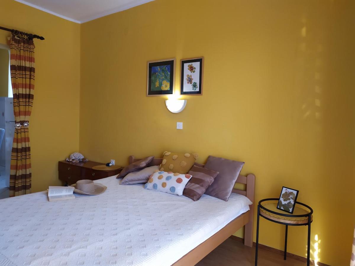 Cozy Apartments Danica Novalja With Terrace - First Floor Exteriör bild