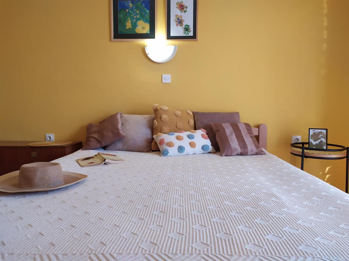 Cozy Apartments Danica Novalja With Terrace - First Floor Exteriör bild